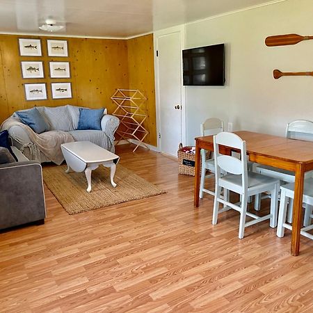 Drop Anchor Cottages And Lake House Geneva-on-the-Lake Extérieur photo