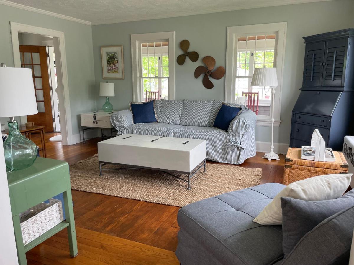 Drop Anchor Cottages And Lake House Geneva-on-the-Lake Extérieur photo
