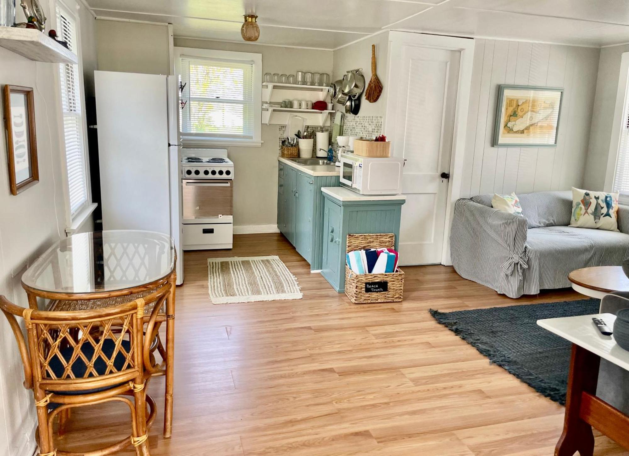 Drop Anchor Cottages And Lake House Geneva-on-the-Lake Extérieur photo