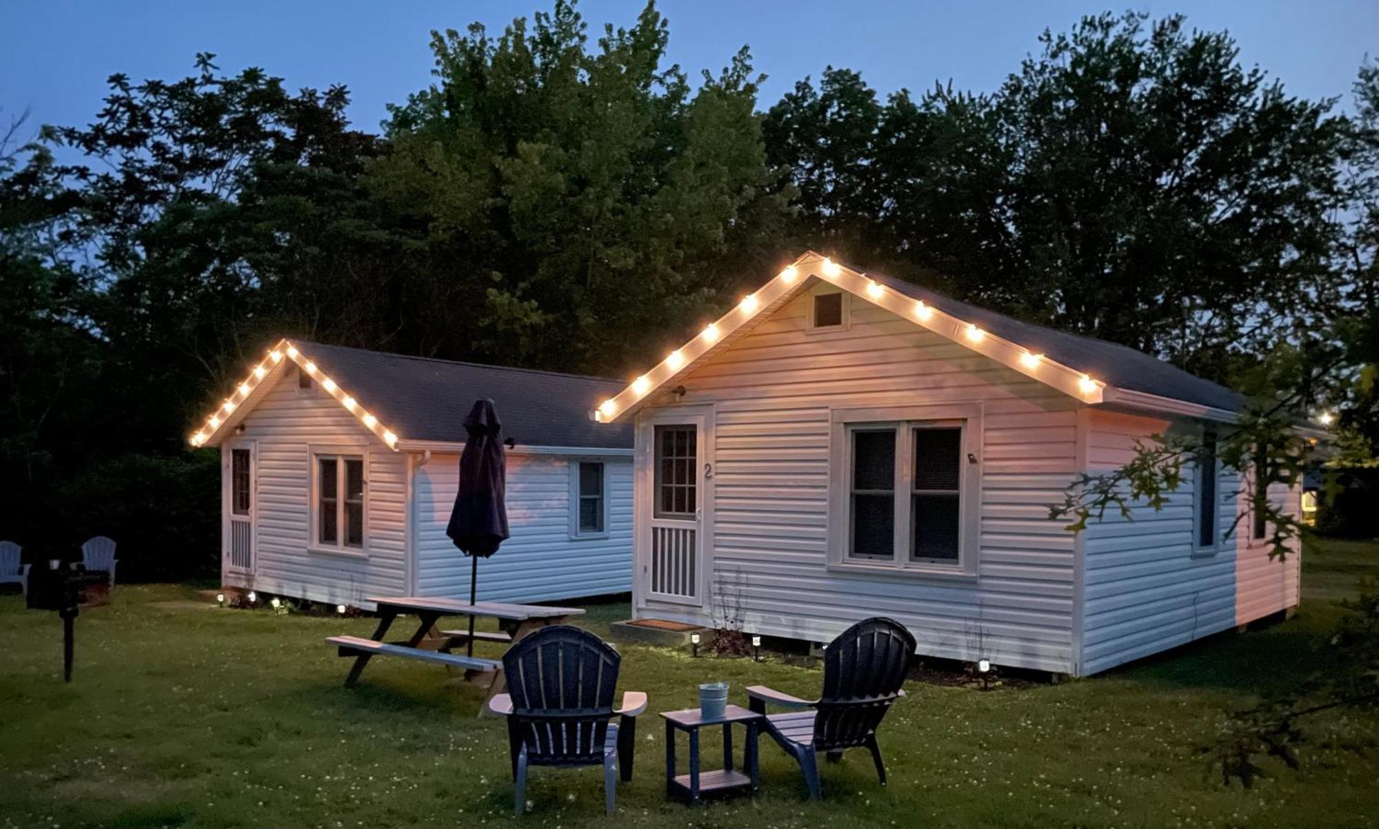 Drop Anchor Cottages And Lake House Geneva-on-the-Lake Extérieur photo