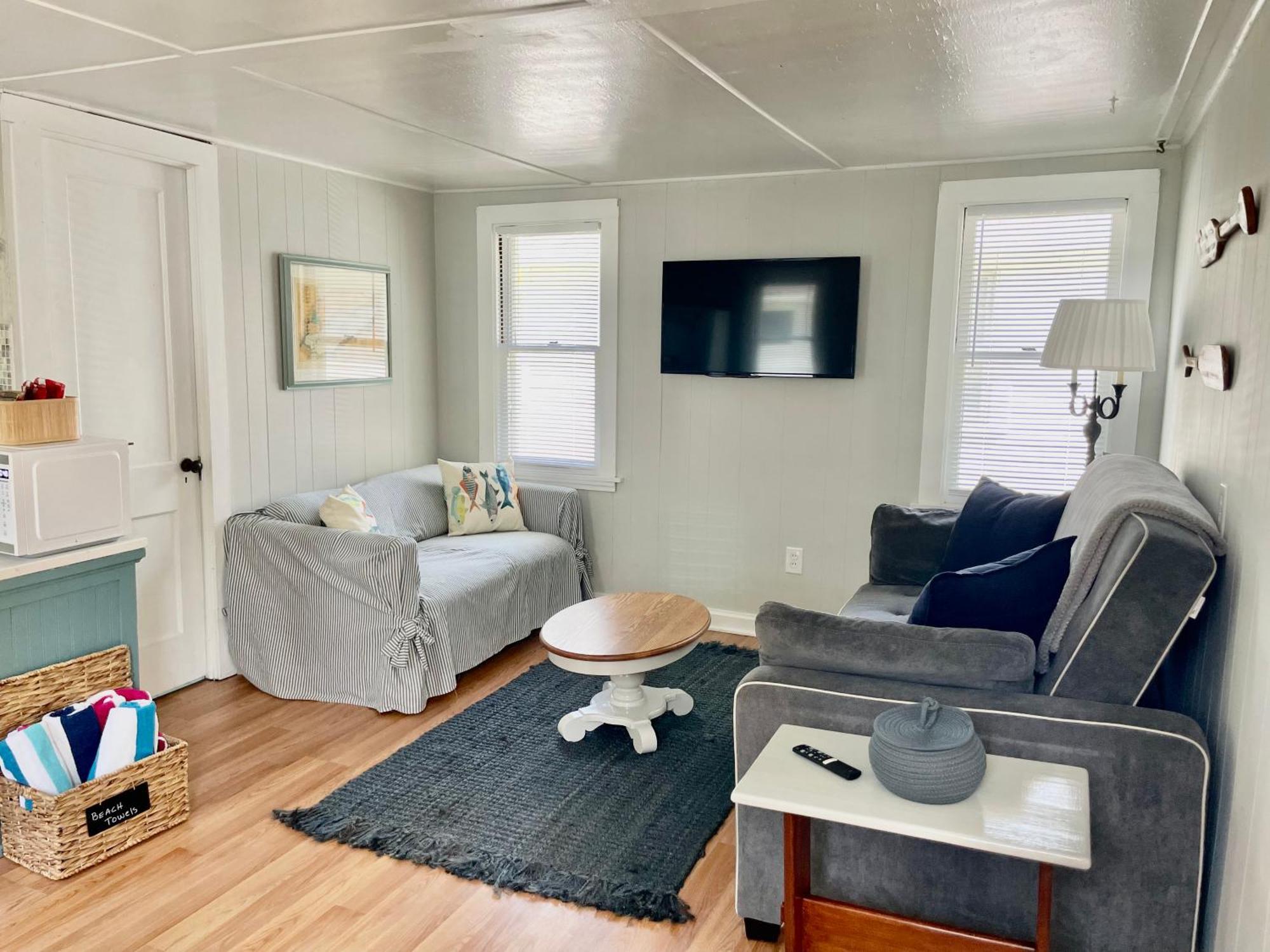 Drop Anchor Cottages And Lake House Geneva-on-the-Lake Extérieur photo