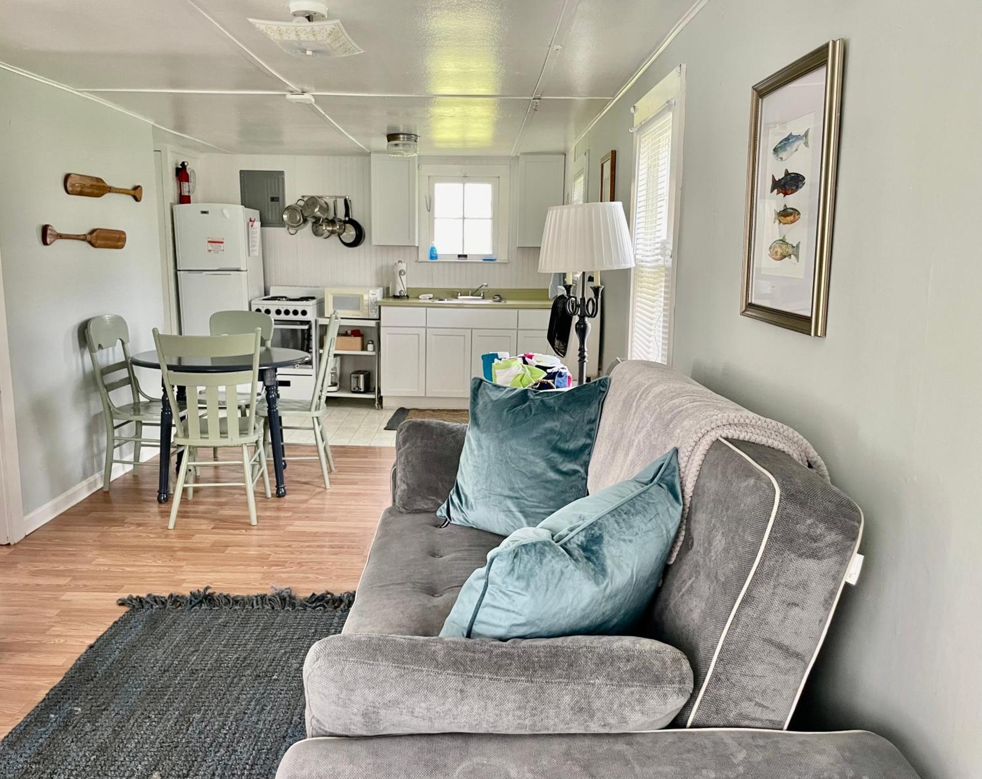 Drop Anchor Cottages And Lake House Geneva-on-the-Lake Extérieur photo