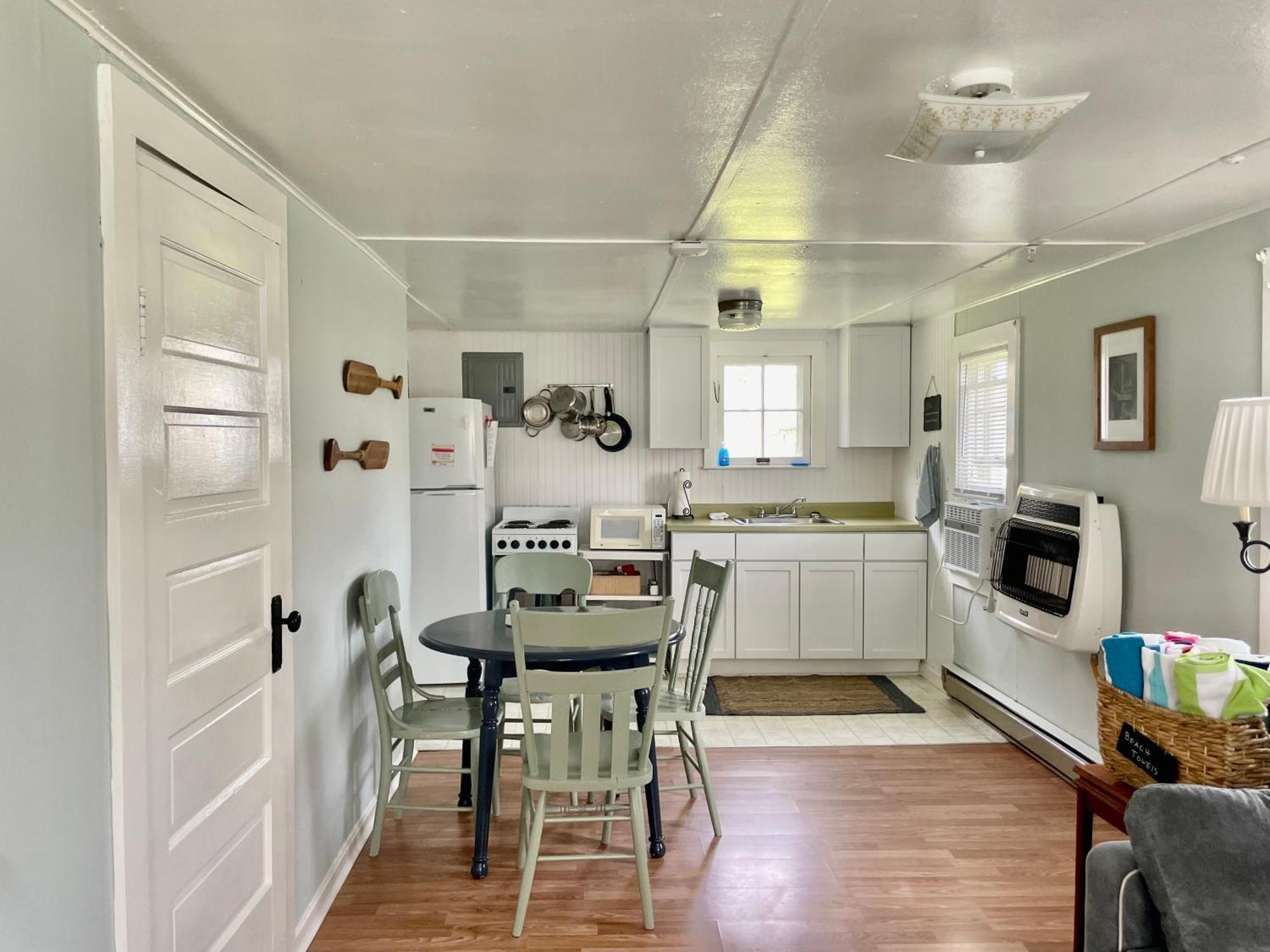 Drop Anchor Cottages And Lake House Geneva-on-the-Lake Extérieur photo